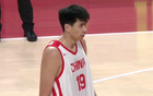 中国男篮半场惨遭11-0狂轰，徐昕王俊杰庞峥麟合力仅得8分，全队落后对手7分陷入被动局面