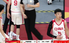 中国男篮后卫线表现抢眼，赵继伟迎来喘息机会，三名主力球员联手贡献38分展现强大实力