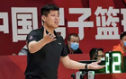 闹他？曝CBA劲旅主帅下课，篮协副主席实锤，当事人给出不同说法